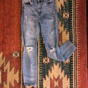 CELLO Size 7 Jeans High Waisted Distressed